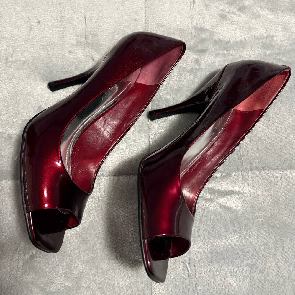 BCBG Gorgeous cranberry dark red peep toe pumps